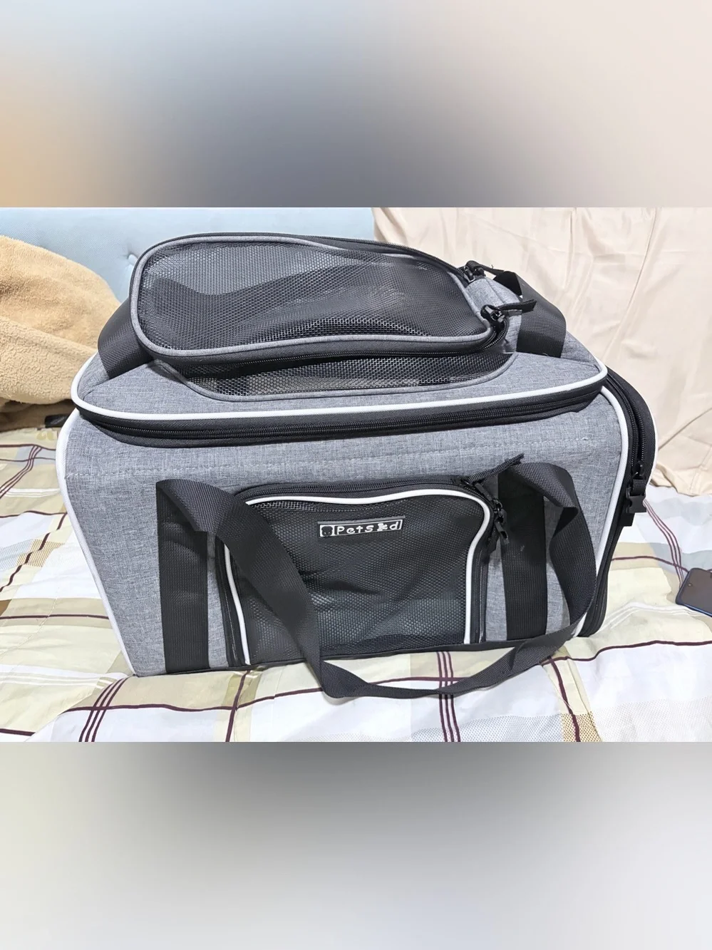 Practically New Airline-Approved Pet Carrier (18x11x11)